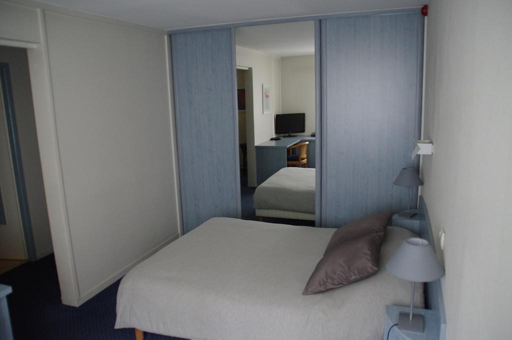 Hotel Lumiere Des Alpes ブロン 部屋 写真
